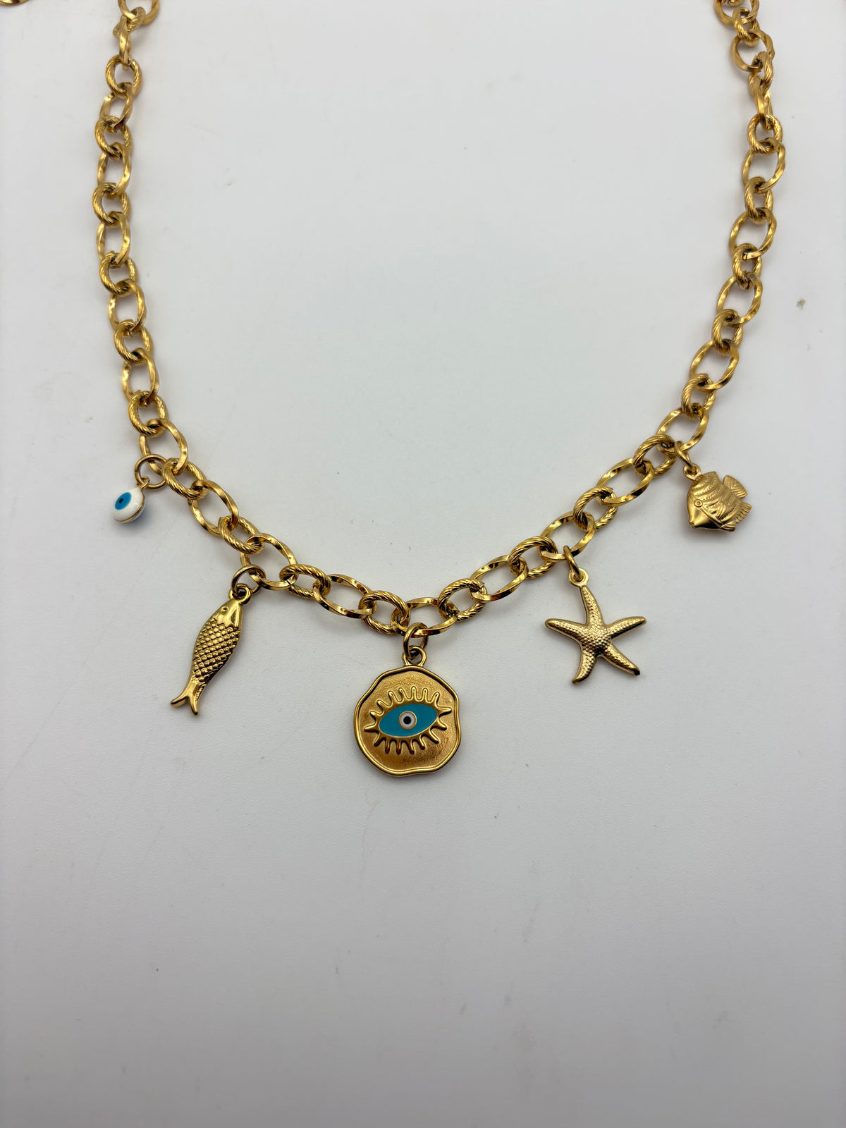 Collier 5 charms dorés (Copie)